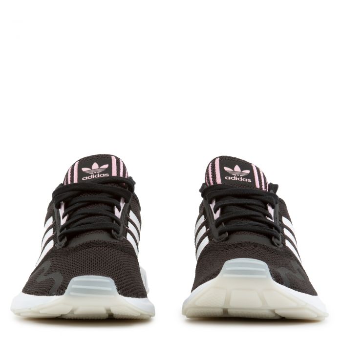 Swift Run X Core Black/Cloud White/True Pink
