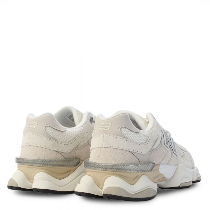 9060 Sea Salt/Moonbeam/ Turtledove/Silver Metalic