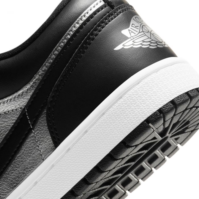 Air Jordan 1 Low SE Black/Metallic Silver-White