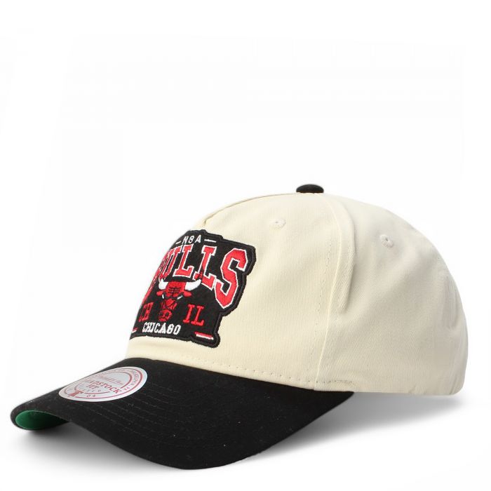 NBA Chicago Bulls Deadstock Fit Snapback  Off White/Black