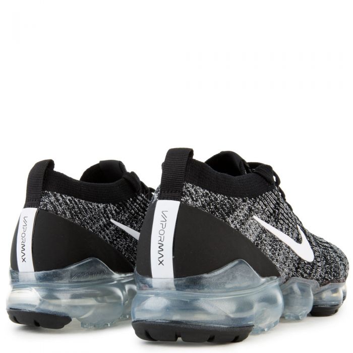 nike vapormax flyknit silver
