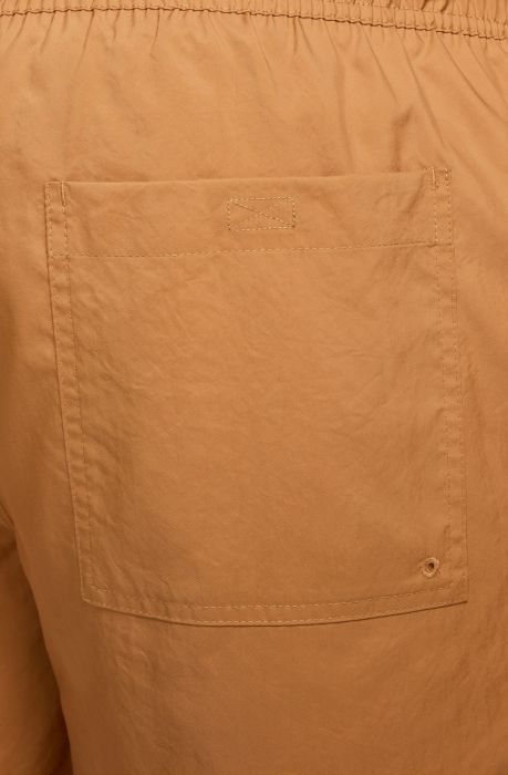 Nike Club Woven Flow Shorts Flax/White