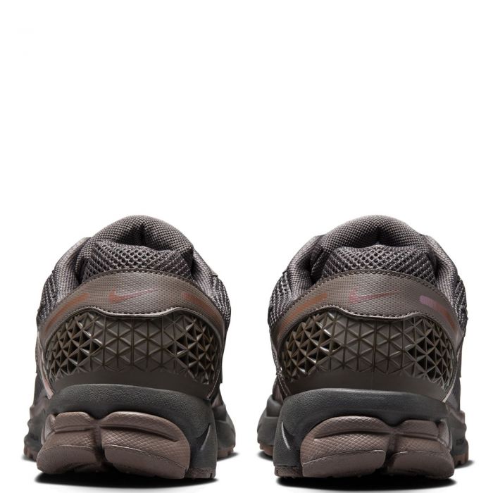 Nike Zoom Vomero 5 HF5493 201 - Shiekh