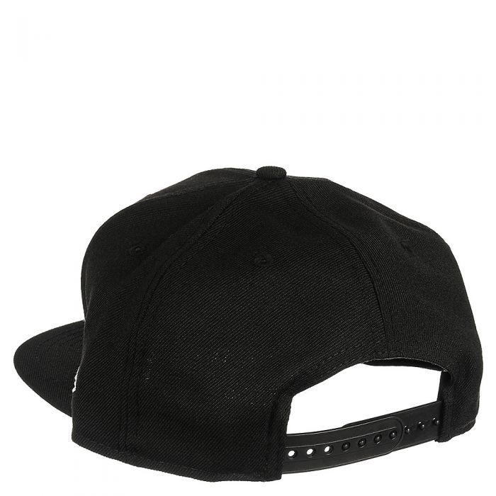 Black / White Los Angeles Kings Snapback