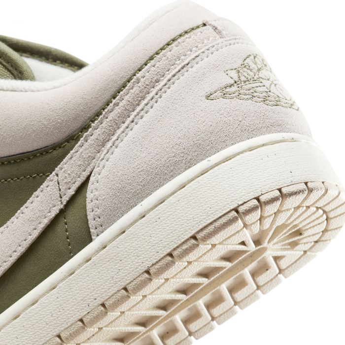 Air Jordan 1 Low SE Medium Olive/Cargo Khaki-White