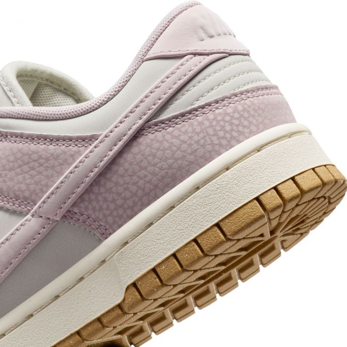 Dunk Low Premium Next Nature Light Bone/Platinum Violet