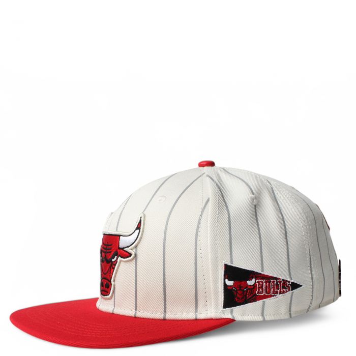 Bulls Pinstripe Snapback White