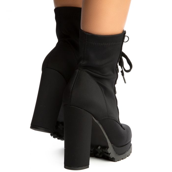 Montclair-31 Lace-Up Bootie Black