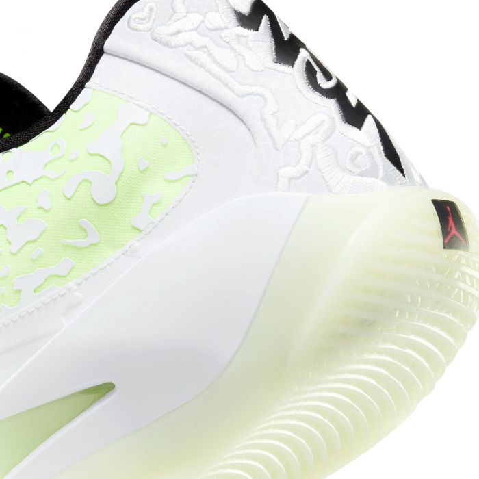 Zion 3 WHITE/WHITE-BLACK-BARELY VOLT