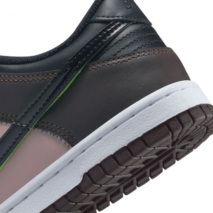 Grade-School Dunk Low SE Particle Rose/Black-Velvet Brown-White