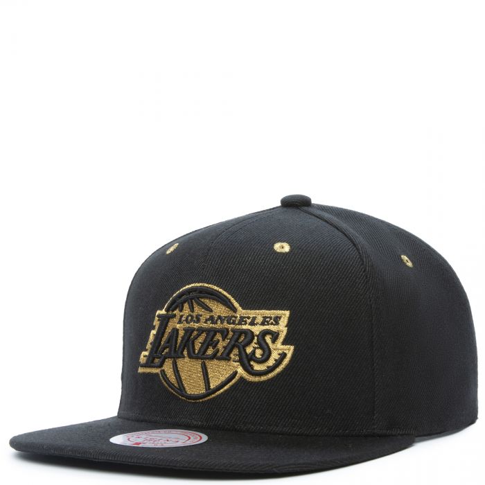 Lakers selling a hat for $38,000!