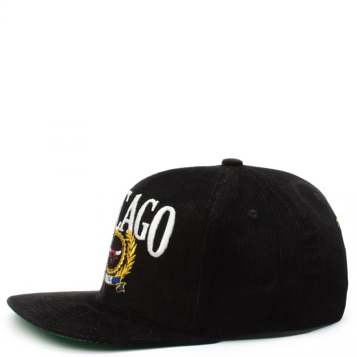 Chicago Bulls Corduroy Snapback  Black