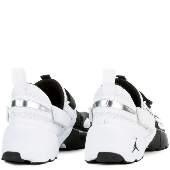 JORDAN TRUNNER LX