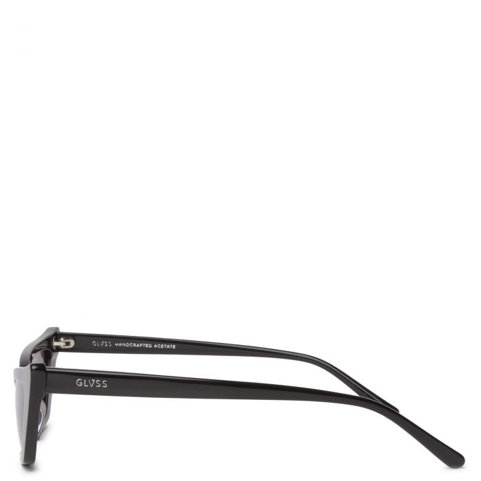 The Flirt - A19 Shiny Black / Smoke