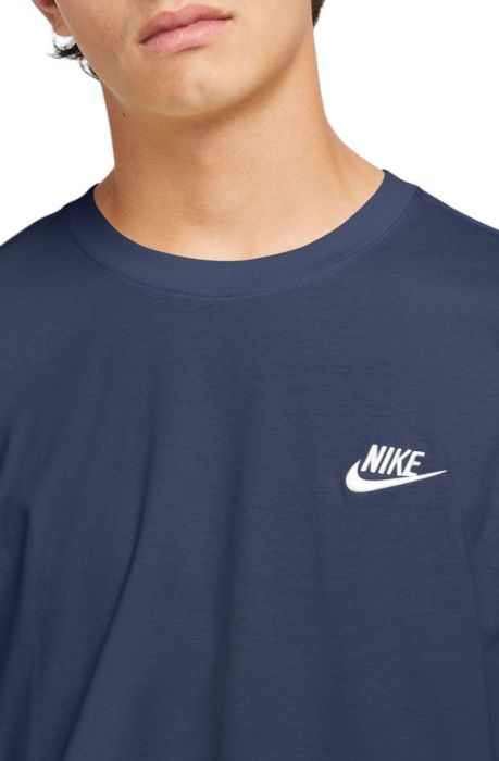 NIKE Sportswear Club T-Shirt AR4997 410 - Shiekh