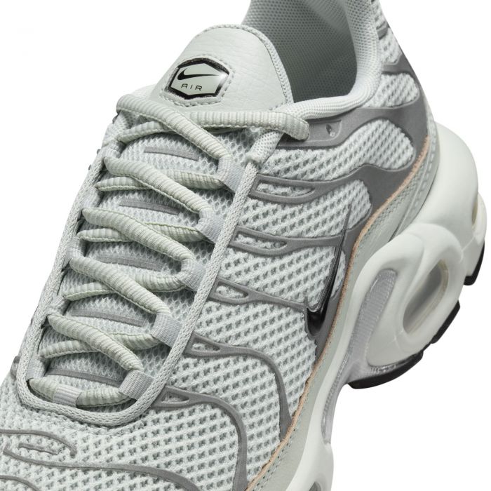Air Max Plus Light Silver/Black-Chrome-Light Bone