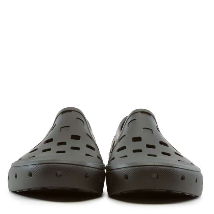 Slip-On Trek Black