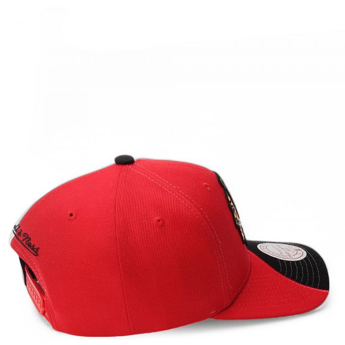NHL Chicago Blackhawks Curved Snapback  Red
