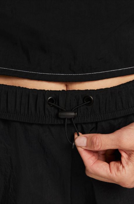 Sportswear Essential High-Rise Woven Shorts Black/White