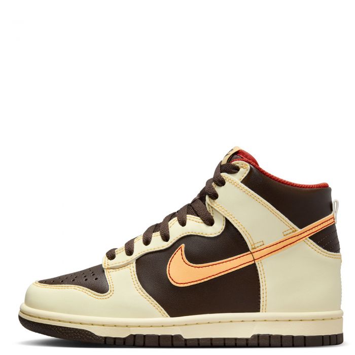 Brown nike dunks high hotsell