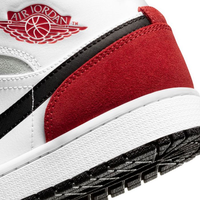 air jordan 1 mid se white track red black igloo
