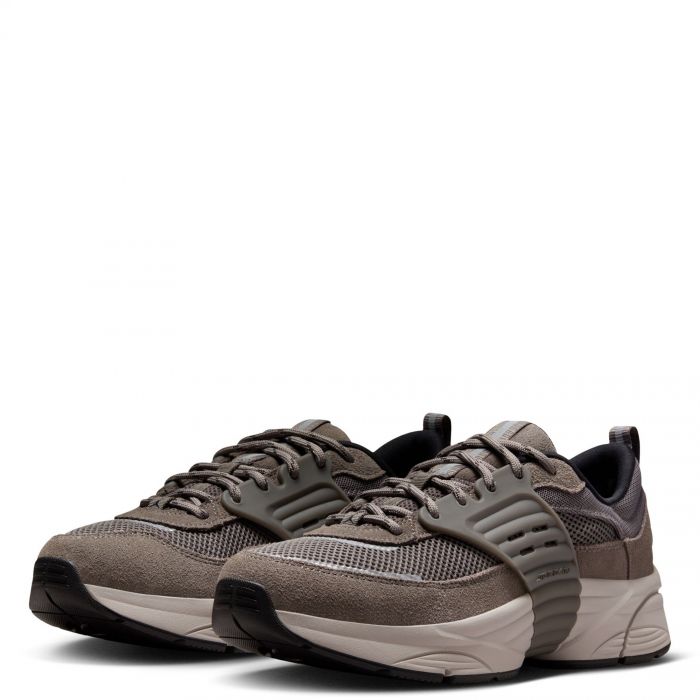 Trunner Cave Stone/Black-Ridgerock-Moon Particle