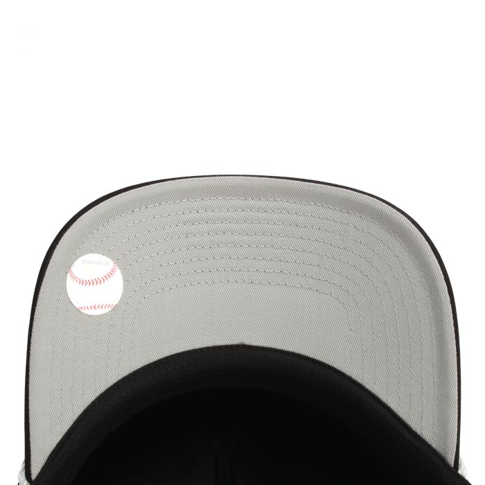 MLB  San Diego Padres Graded Trucker Adjustable Hat Black