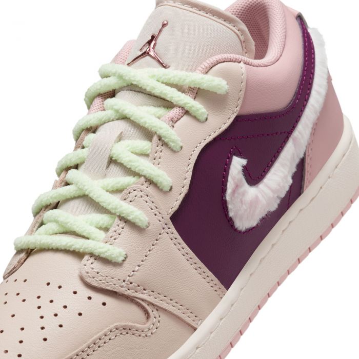 AIR JORDAN 1 LOW SE (GS) LEGEND LT BROWN/PINK FOAM -PINK OXFORD