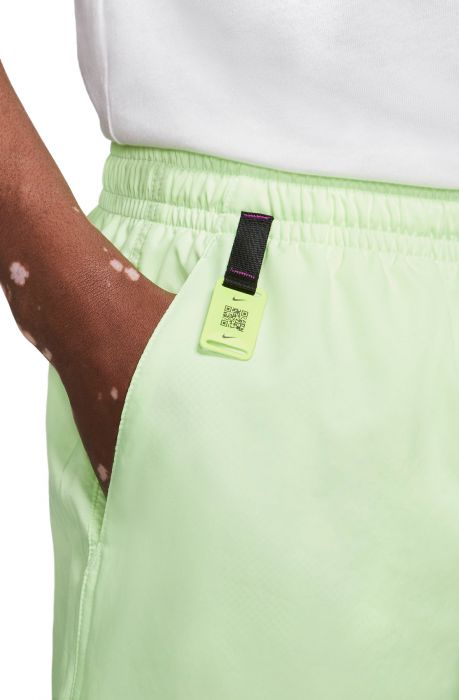 Sportswear Woven Shorts Barely Volt/Summit White