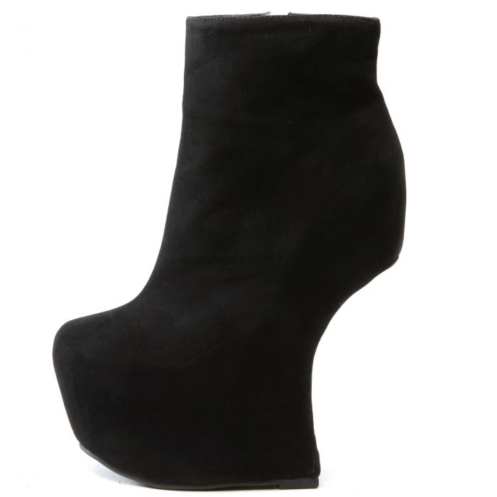 Addicted-4bk Platform Bootie Black