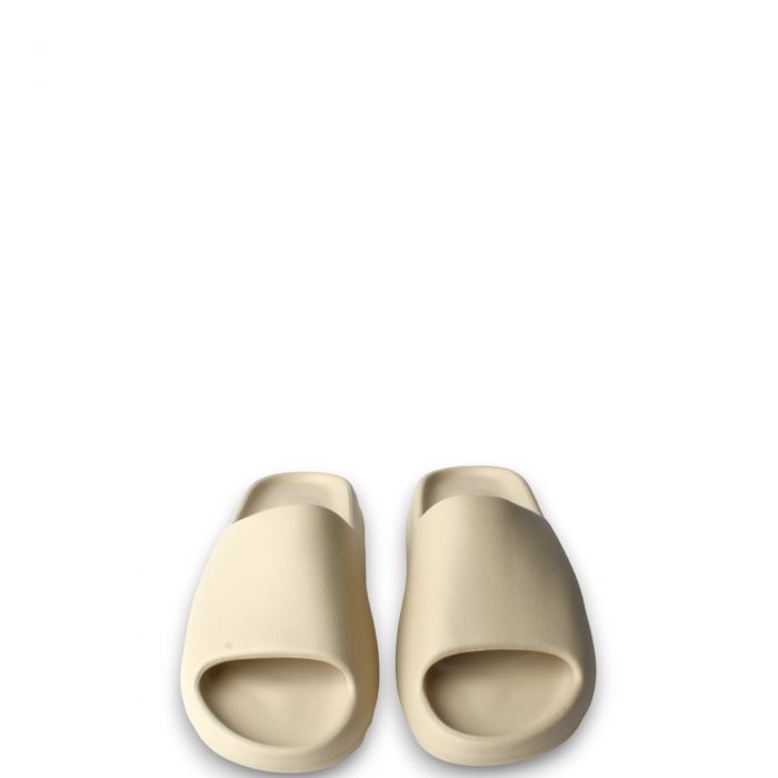 Yeezy Slide Bone/Bone/Bone