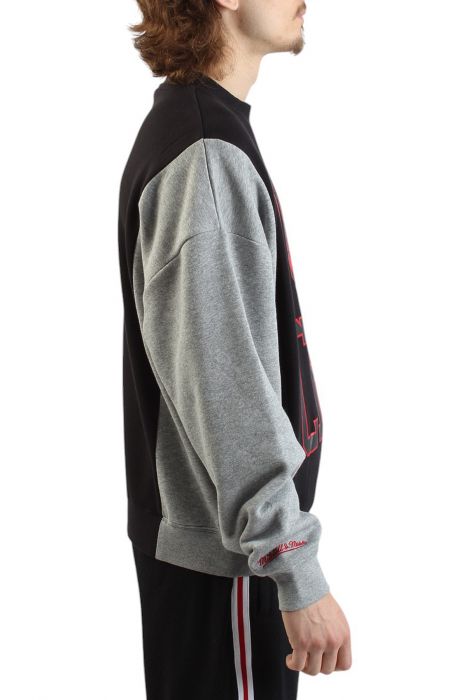 NBA Chicago Bulls Split 3 Crewneck Sweater Black/Grey/Red