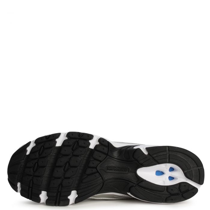 740 White with Metallic Silver 877 C and Black