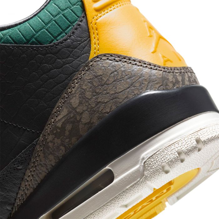 Air Jordan 3 Retro Black/Black-White-Gorge Green