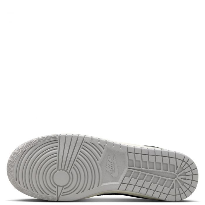 Air Jordan Skyline Low Summit White/Black-Lt Smoke Grey