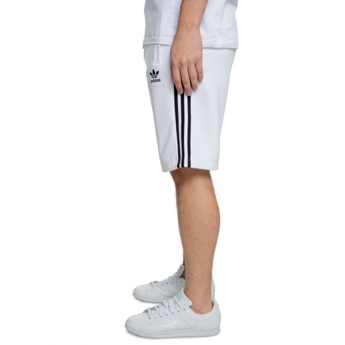 ADIDAS ORIGINAL 3 STRIPE SHORTS CZ5227 - Shiekh