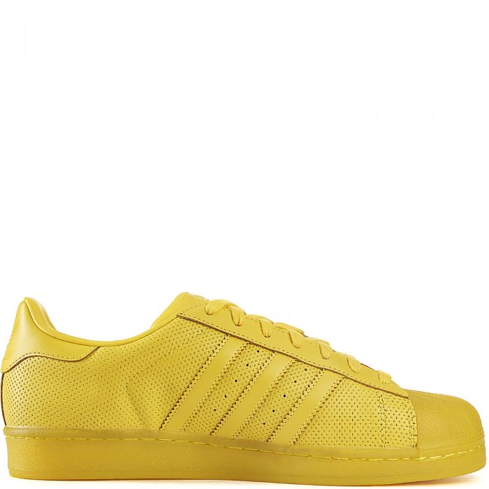 Yellow Men's Superstar Adicolor Casual Sneaker