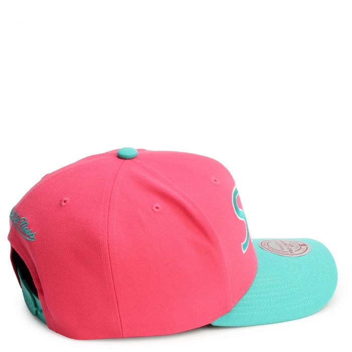 NBA San Antonio Spurs 2 Tone 2.0 Pro-Crown Snapback  Pink/Turquoise