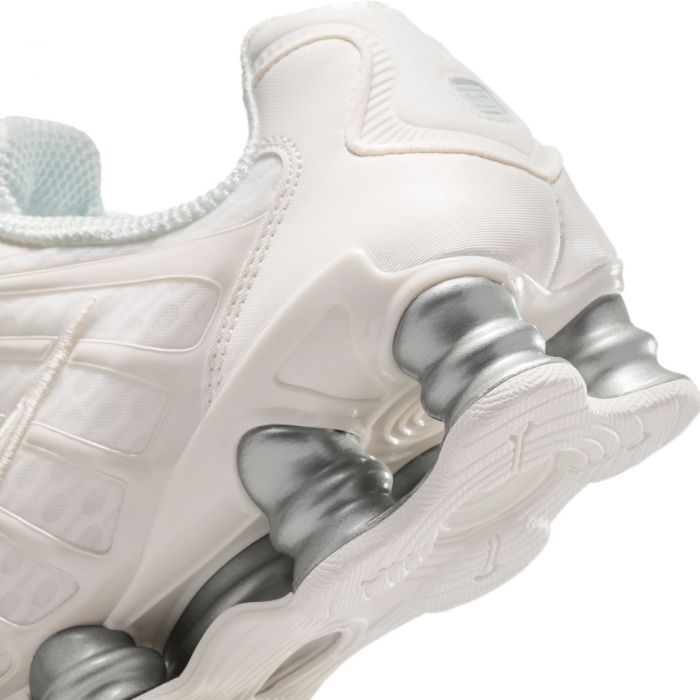 NIKE【送料込】SHOX TL AR3566-103 NIKE Shox TL AR3566 103 - Shiekh