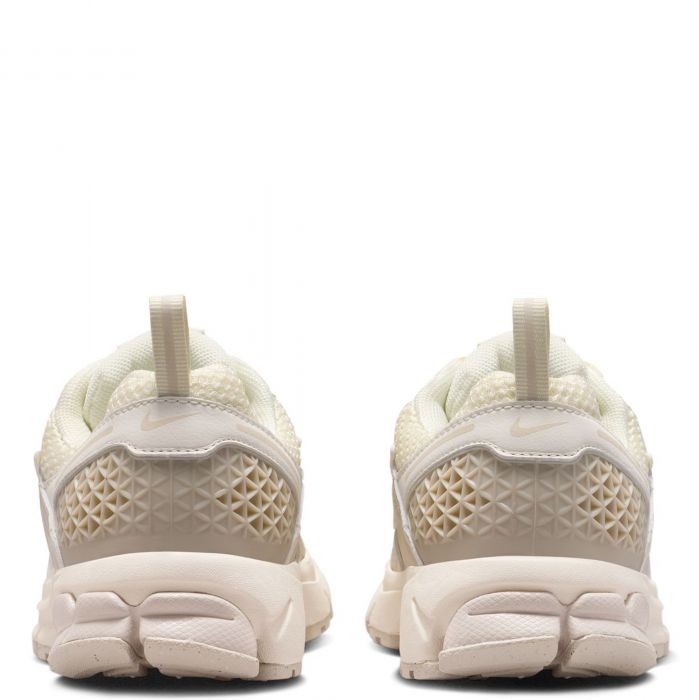 Grade-School Vomero 5 Soft Pearl/Lt Orewood Brn-Burgundy Crush