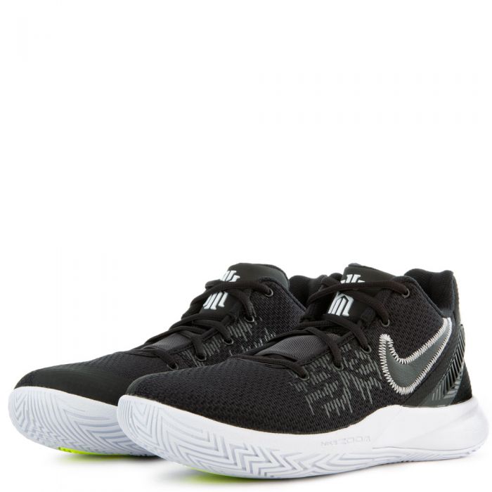 kyrie flytrap black white