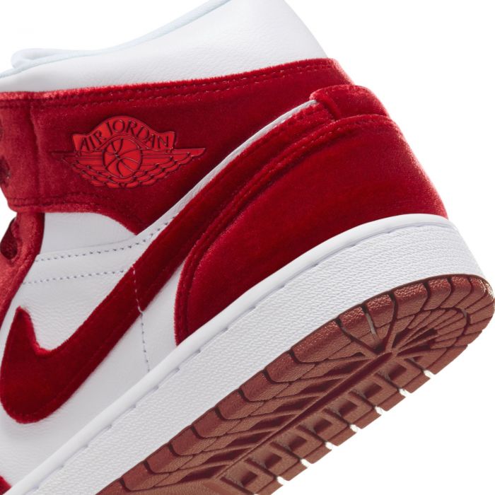 Air Jordan 1 Mid SE White/Team Red-Black-White