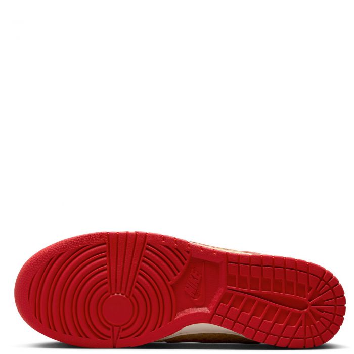 Dunk Low Retro SE Pale Vanilla/University Red-Sail-Wheat