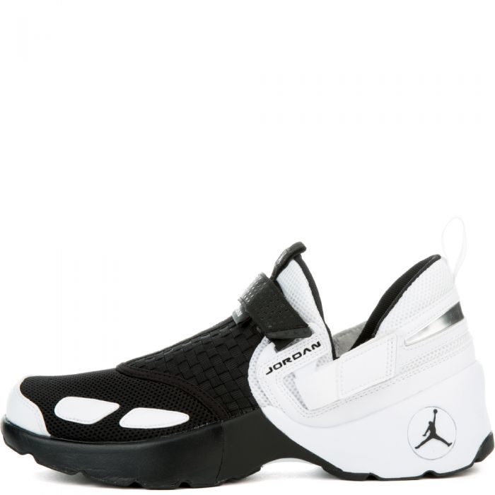 JORDAN TRUNNER LX