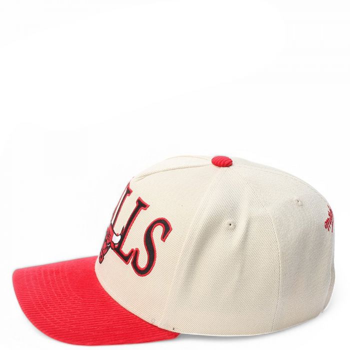 NBA Chicago Bulls Snapback  OFF WHITE/RED