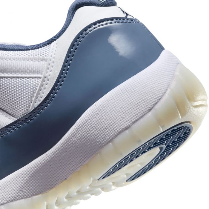 Grade School Air Jordan 11 Retro Low White/Midnight Navy-Diffused Blue