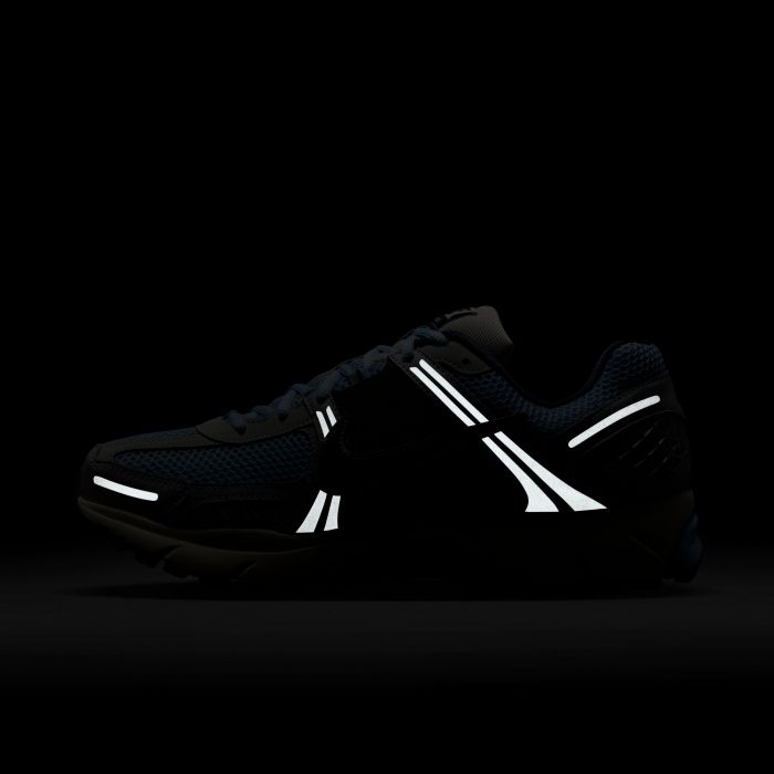 NIKE ZOOM VOMERO 5 PSYCHIC BLUE/THUNDER BLUE-PHOTON DUST