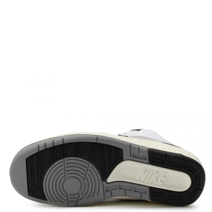 Grade School Air Jordan 2 Retro White/Fire Red-Black-Sail