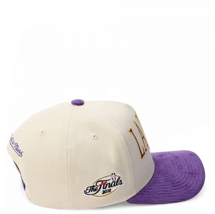 NBA Los Angeles Lakers Pro Pinch Snapback  Off White