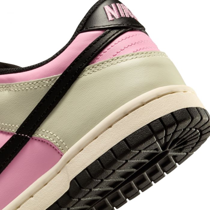 Grade-School Dunk Low  Pink Rise/Black-Lt Orewood Brn
